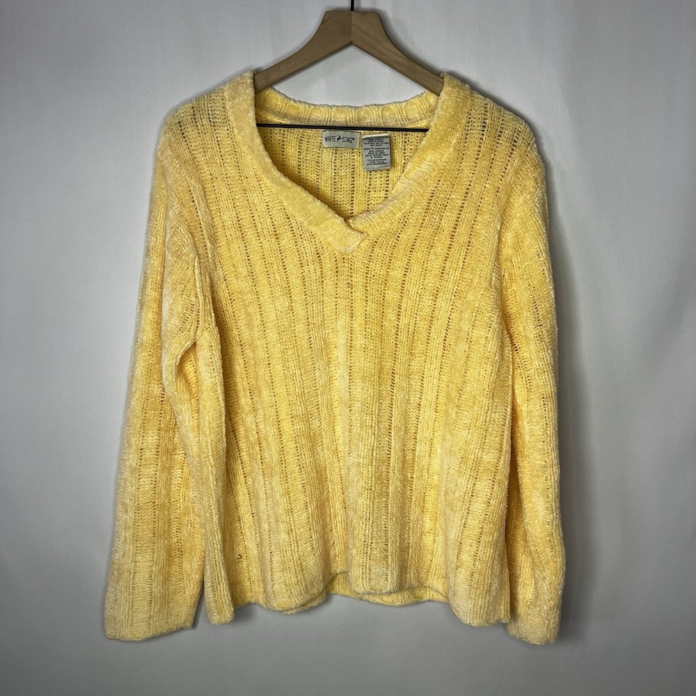 Vintage White Stag Sweater Women Size Large Yellow Acrylic‎ V-Neck Long Sleeve